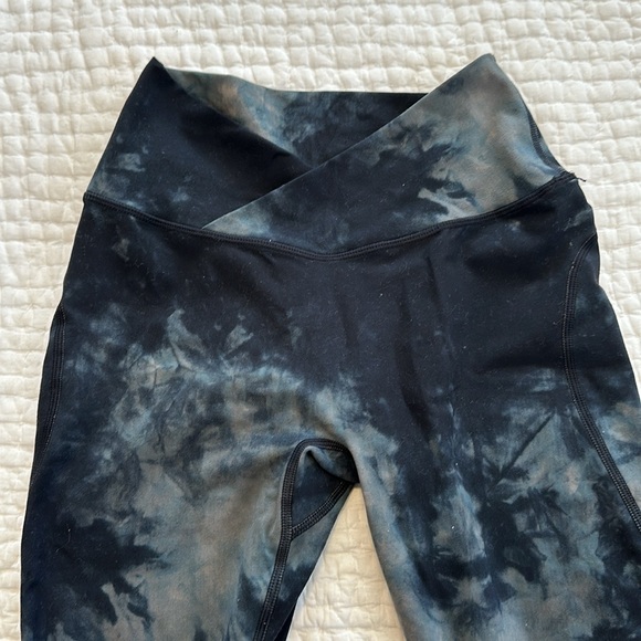 Alphalete marble print leggings - Picture 3 of 4